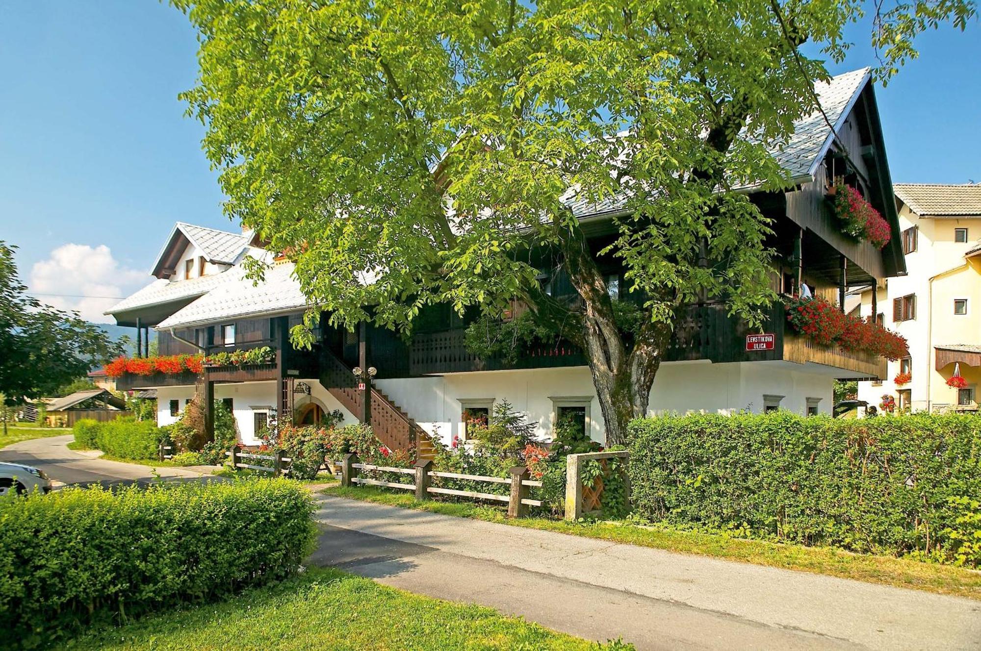 House Klasika - Adults Only Блед Экстерьер фото